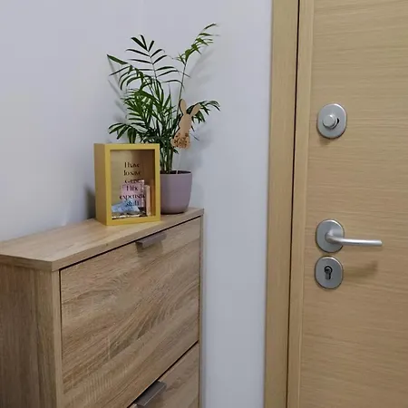 Апартаменты Stef's Place